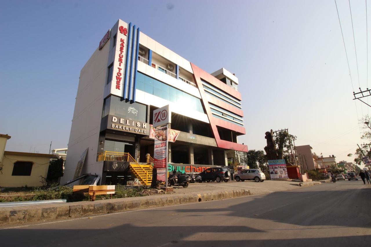 Hotel K11 Haldwani Bagian luar foto